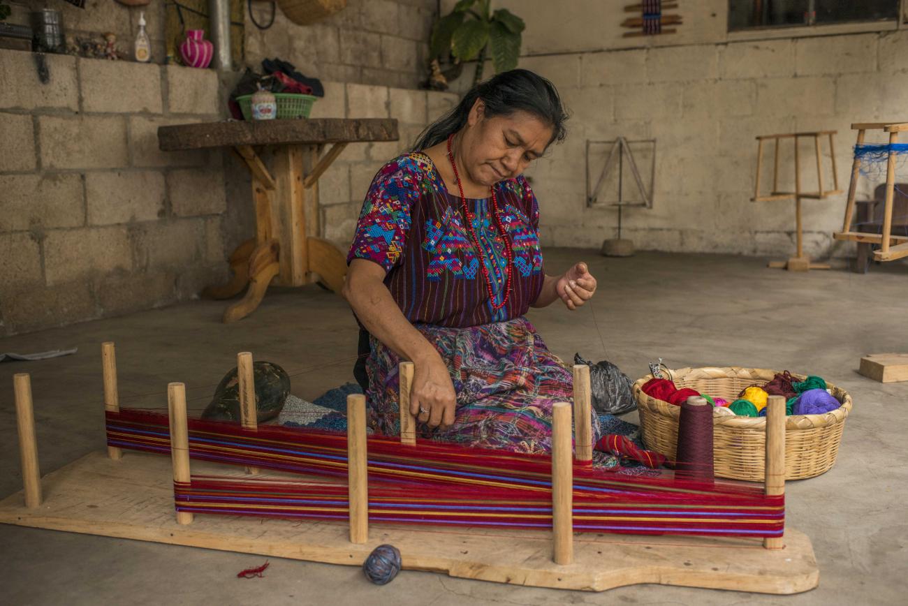La defensa de los textiles indígenas en Guatemala revela una disputa por identidad.jpg